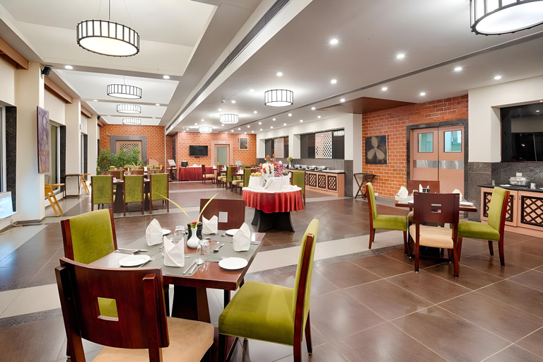 Food & Drinks 4, Grand Serenaa Hotel & Resorts, Viluppuram