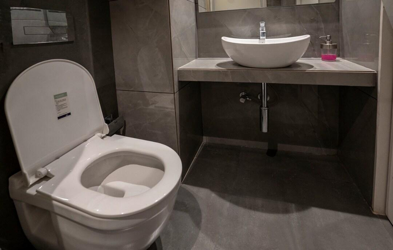Bathroom, HOTEL SUYOG RESIDENCY, Thane