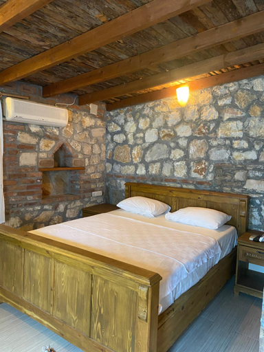 Bedroom 2, Pavel'in Yeri Motel, Edremit