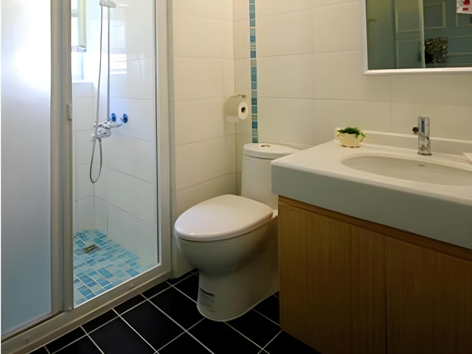 Bathroom 1, Star Moon B&B, Nantou