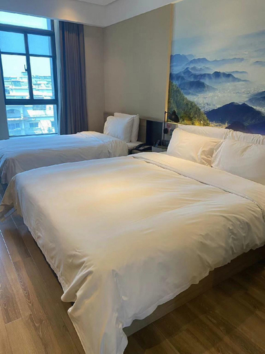 Bedroom 2, Atour Hotel Huzhou Changxing Changhai Road, Huzhou