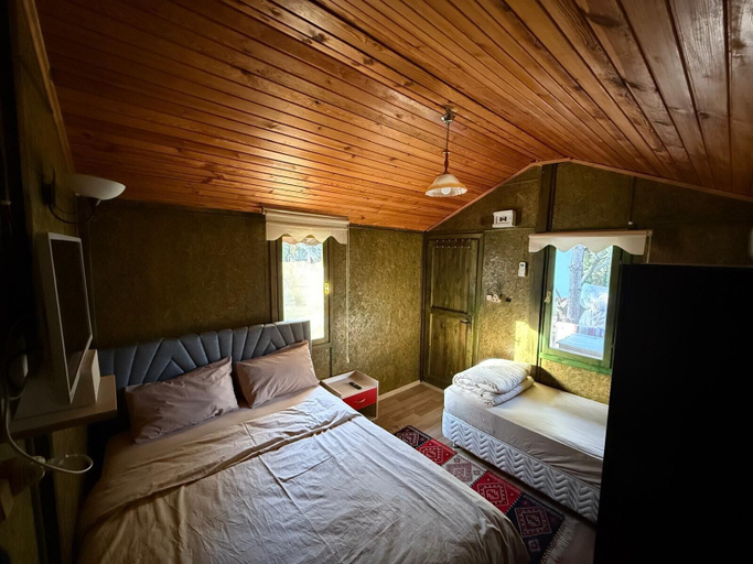 Bedroom 3, Jippe İda Dağ Evleri, Edremit
