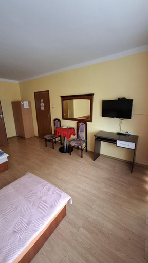 Others 3, Noclegi-Pokoje goscinne Lublin, Lublin City