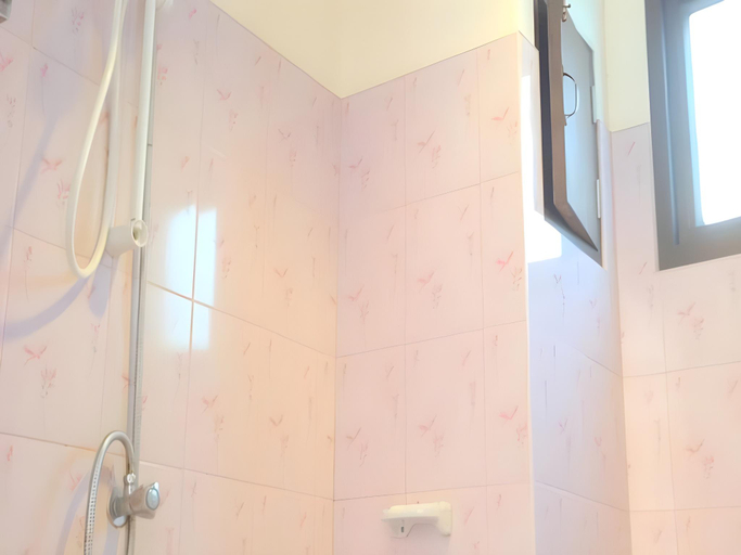 Bathroom 3, Panupong Hotel, Ko Samui
