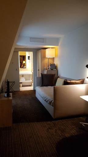 Bedroom 2, Mercure Paris Pigalle Sacre Coeur, Paris