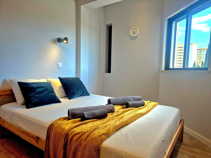 Others 4, Campus 121 - Rooms, Faro