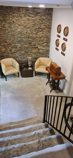 Others 4, ALBERGUE CASTELOS, Lugo