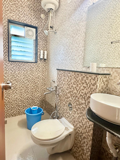 Bathroom 4, StayBird - Azure Suites, Business Hotel, Kharadi, Pune