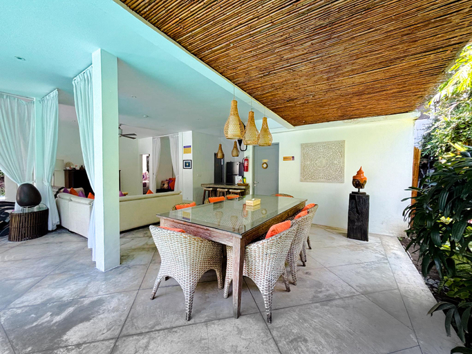Others 5, Villa Eindra, Badung