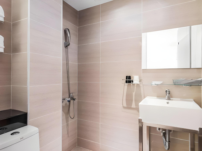 Bathroom 4, Rich & Free Hotel - Zhongshan, Taipei City