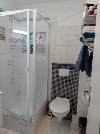 Bathroom, Haus Troja, Rostock