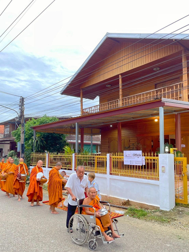 Others 5, Le Moon Hotel, Chiang Khan