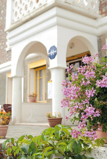 Exterior & Views 1, Hotel Lac et Foret, Alpes-de-Haute-Provence
