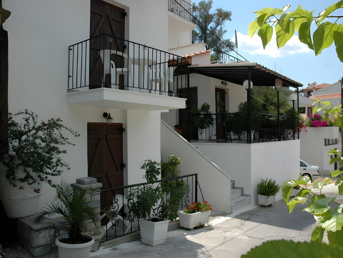 Others 4, Villa Maria, North Aegean