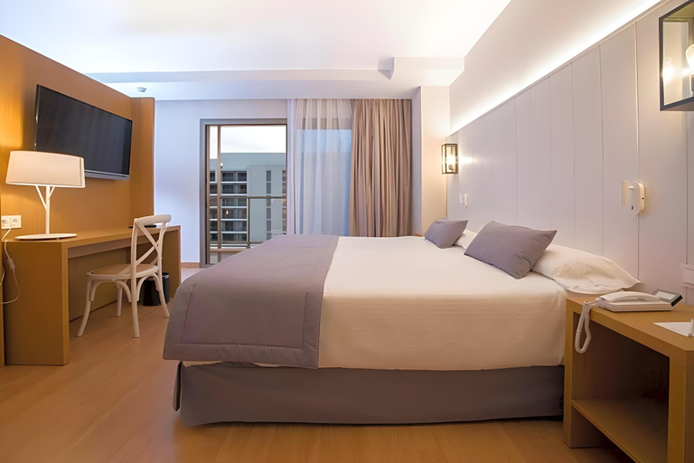 Bedroom 3, Estival Torrequebrada, Málaga