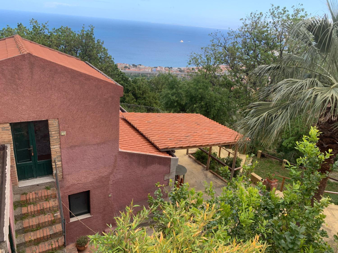 Exterior & Views 1, Villette Monte Alto, Messina