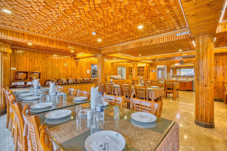 Food & Drinks 5, Hotel Baisaran Pahalgam, Anantnag