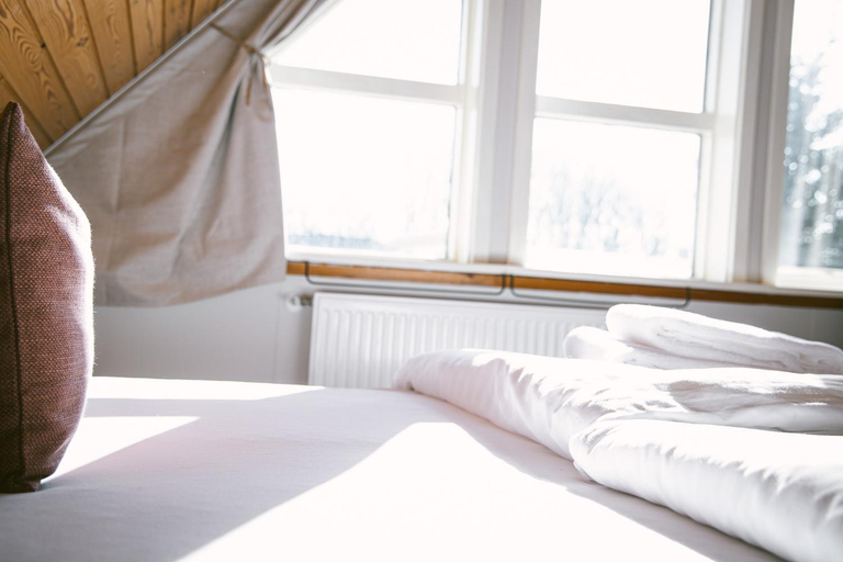 Bedroom 2, Milli Vina Guesthouse, Borgarfjarðarsveit