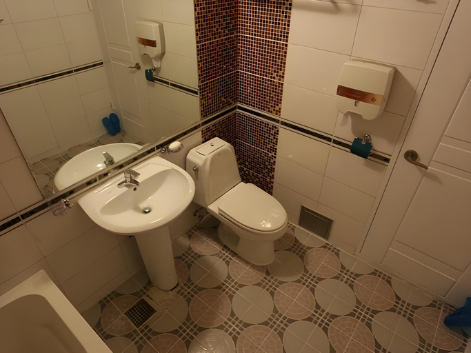 Bathroom 3, Java Hotel, Daedeok