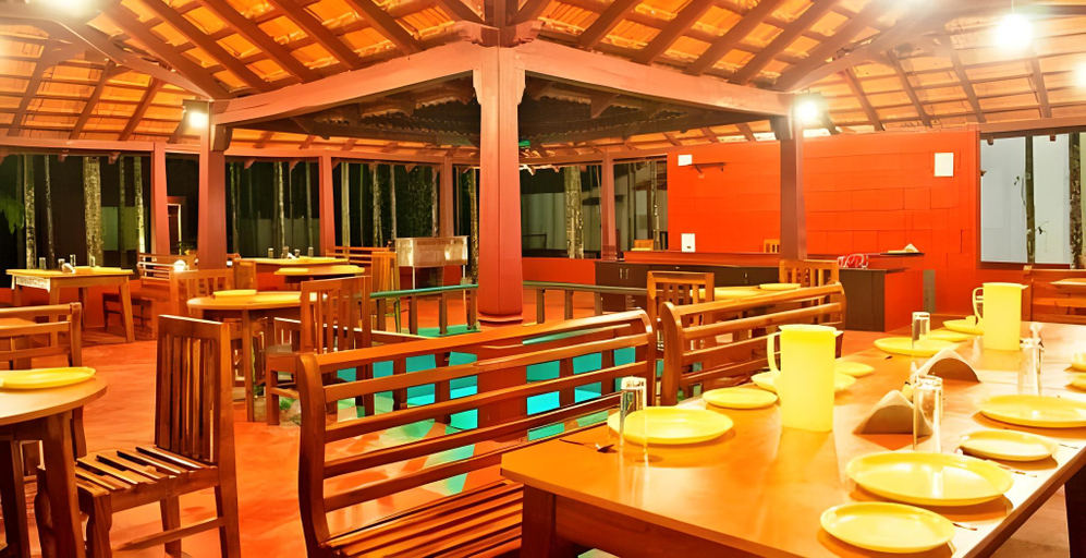 Food & Drinks 4, Lazo Areca Resort, Kodagu