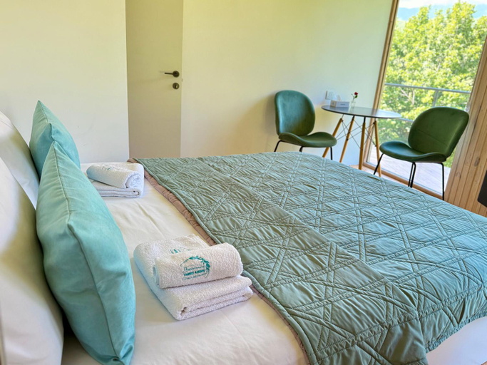 Bedroom 2, Nature Cabin