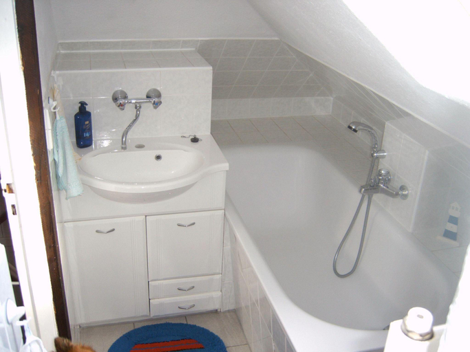 Bathroom, Apartment in Bad Doberan mit Garten, Rostock