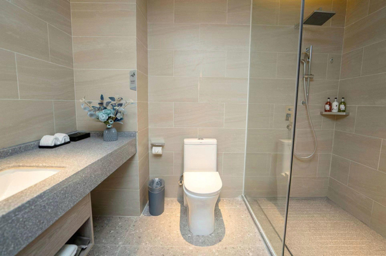 Bathroom 3, Borrman Hotel Yulin 1st People's Hospital Qingwan River, Yulin