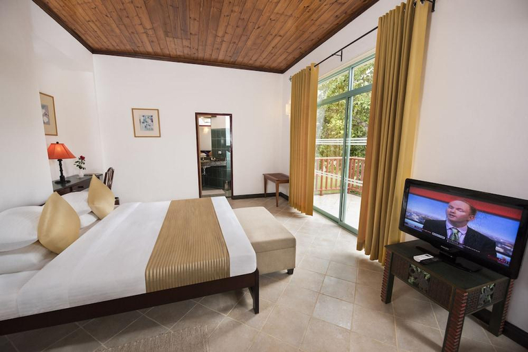 Bedroom 3, Mandara Rosen Hotel, Thissamaharama