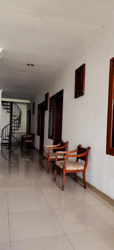 Others 3, Wisma Rina Rini Tegalega, Bandung