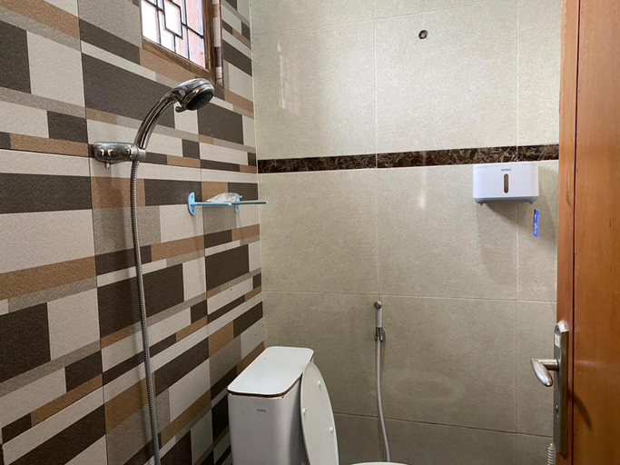 Bathroom 5, Villa Buana Graha Syariah, Bandung