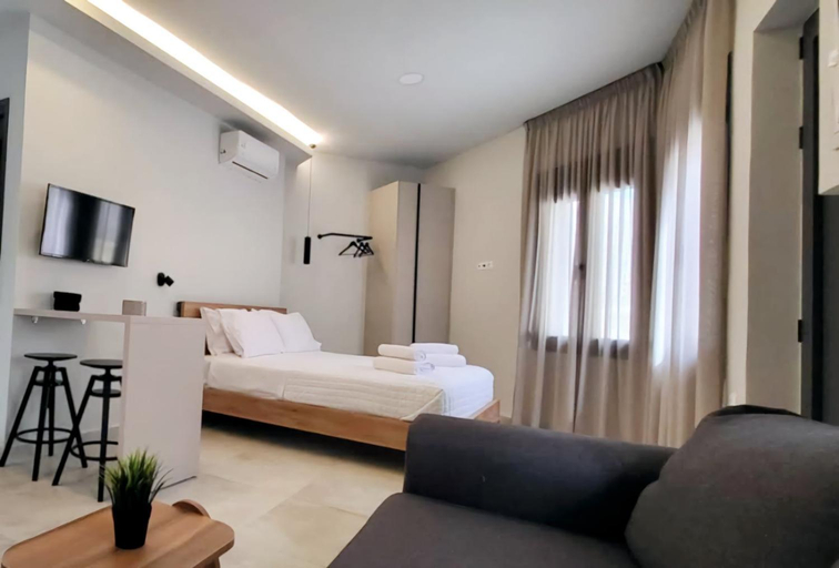 Bedroom 3, Basil Central Studio - by Checkin, Crete
