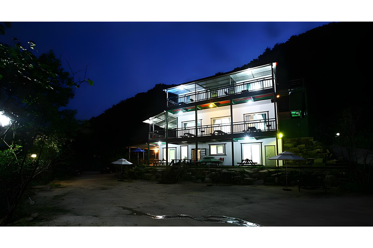 Others 2, Laon Pension, Pocheon
