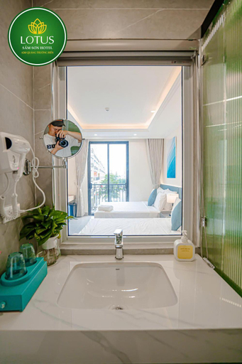 Bathroom, Lotus Sam Son Hotel, Sầm Sơn