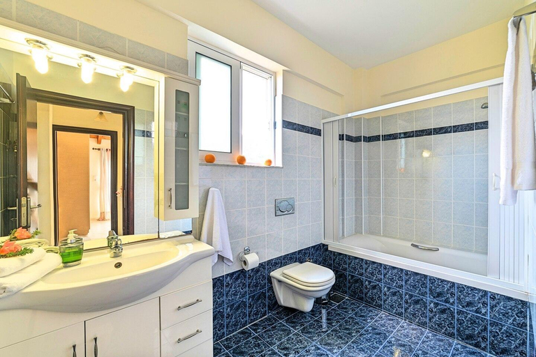 Bathroom 4, Mare Blue Villas Heated Pools, Crete