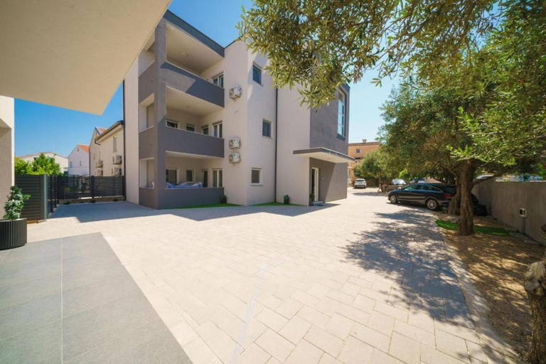Others 5, Apartments Dobrenic, Vodice