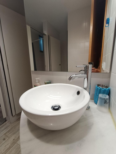 Bathroom 3, Cachinnans Hostel & Apartments, Vila do Conde