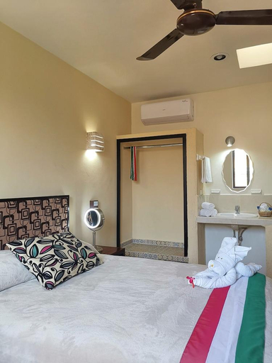 Bedroom 3, Hotel Casa Pellegrin, Mérida