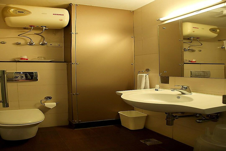 Bathroom 4, Ahuja Residency Cyber City II, Gurgaon