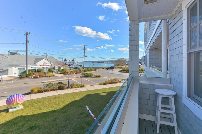 Others 4, Harbourtown Suites on Plymouth Harbor, Plymouth