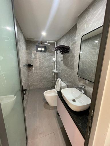 Bathroom, Sumo Hotels, Da Nang