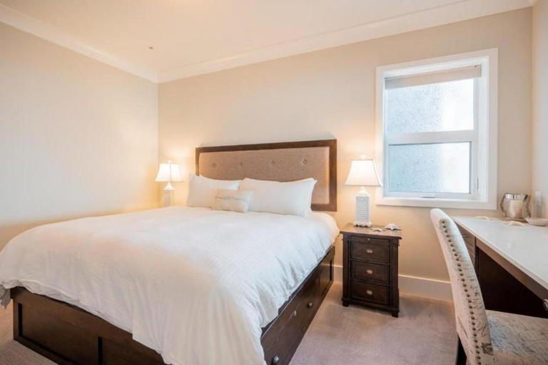 Bedroom 2, SookePoint Ocean Cottage Resort, Capital