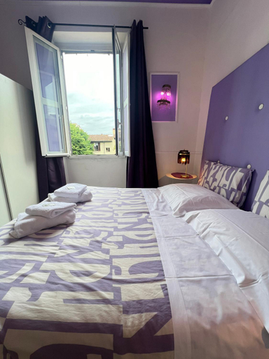 3, Casa Maya, Florence