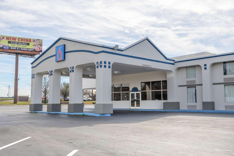 Others 2, Motel6 Forsyth, GA – Tift College, Monroe