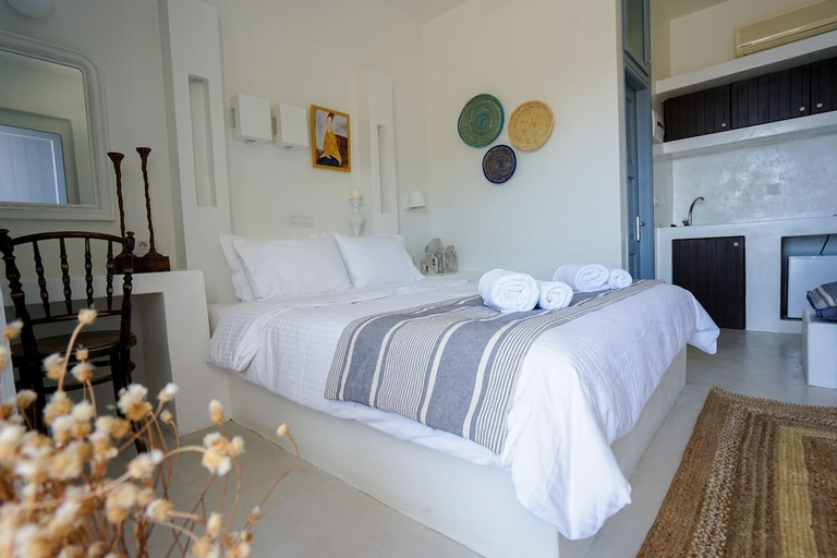 Bedroom 3, Villa Alisachni, South Aegean