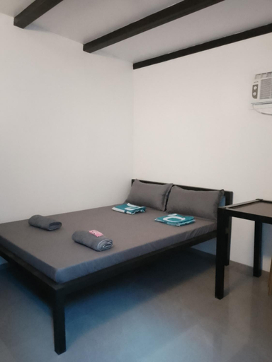 Others 2, Shawe pension house, San Remigio