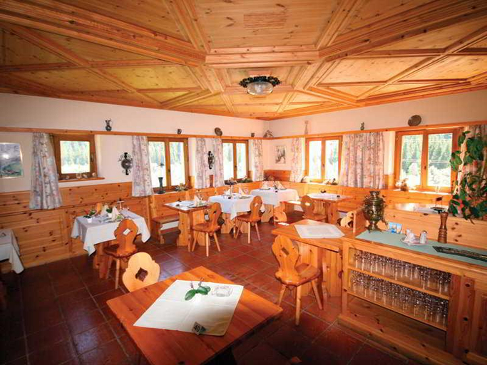 Food & Drinks 3, Hotel Restaurant Walserhof, Hinterrhein
