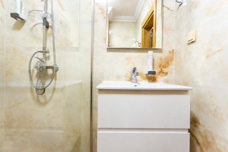 Bathroom 5, Hotel Laguna Spa, Nesebar