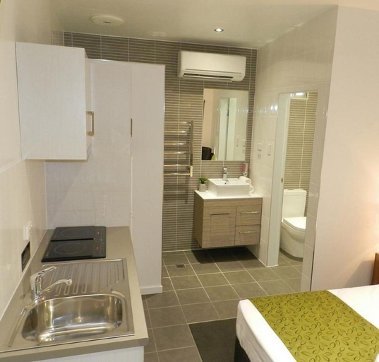 Bathroom 5, Copper City Motel, Mount Isa