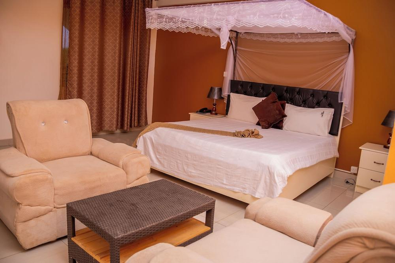 Bedroom 2, Garden Courts Hotel Masaka, Masaka
