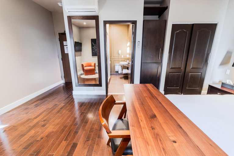 Others 4, Self Check-In Boutique Hotel - Quartier latin - Room 301, Montréal